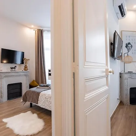 L'atelier Des Artistes -ecrin De Serenite Au Coeur De - Balcon - Clim - Wifi Apartment Cannes